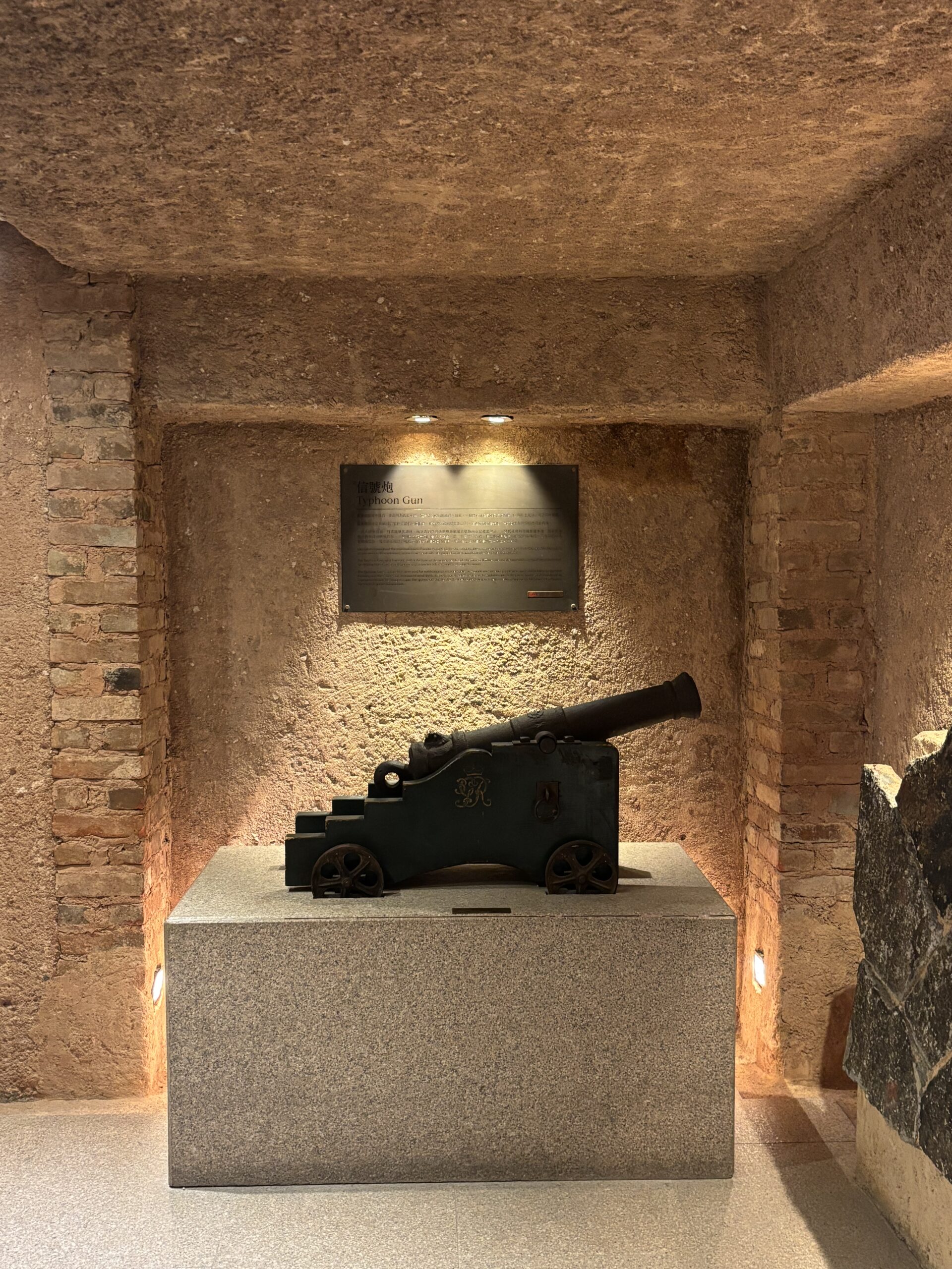 War History Guided Tour in Hong Kong: Tsim Sha Tsui